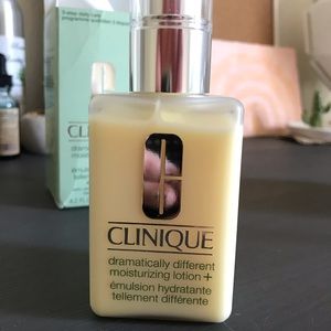 clinique dramatically different moisturizer